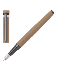 HUGO BOSS: GEAR fountain pen in Black/Silver. Available in foutain pen,  roller pen and ballpoint