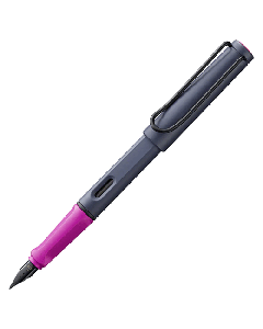 This LAMY Safari Pink Cliff Special Edition Fountain Pen is new for 2024 and has a matte finish with a metal clip in black.