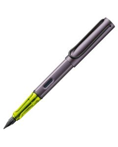 This LAMY AL-Star Aubergine Special Edition Fountain Pen is made out of ABS plastic and anodised aluminium.