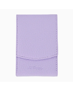 This Lilac Soft-Grain Leather Cigarette Case by S. T. Dupont is made with calfskin letaher.