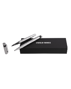 This Hugo Boss Chrome Loop Diamond Ballpoint & Rollerball Pen Set comes in a branded box and both pens can be engraved on the clip if required.