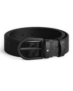 This Montblanc Horseshoe Pin Buckle Black Extreme 3.0 Leather Belt has a rubberised pin buckle in black to create a sleek look.