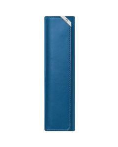 This Montblanc Petrol Blue pen pouch is part of the Urban collection.