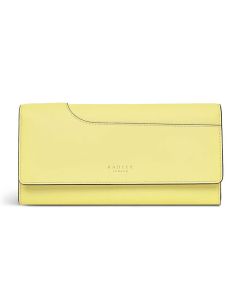 This Radley Pockets 2.0 Pastel Yellow Matinee Flapover Purse has 12 card compartments inside, along with a zip pocket for coins and extra slip pockets.