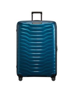 This Samsonite Proxis Petrol Blue Spinner XXL Suitcase, 86 cm is the largest out of the range and is suitable if you're travelling for long periods of time.