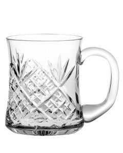 This Edinburgh Tankard has been designed by Royal Scot Crystal. 