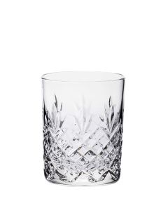 This Edinburgh 21cl Single Whisky Tumbler has been designed by Royal Scot Crystal.