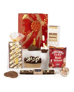 This Love Chocolate by Wheelers Luxury Hampers makes a lovely gift for anyone that has a sweet tooth.