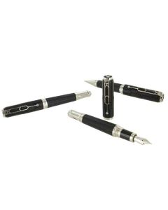 This Montblanc Victor Hugo Gift Set comes with with a fountain pen, rollerball and pencil.
