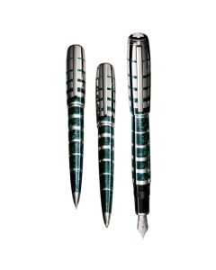 Montblanc's Writers Edition George Bernard Shaw FP, BP & MP Set comes in bespoke packaging with some wear and tear.