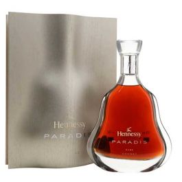 hennessy-paradis_1.jpg