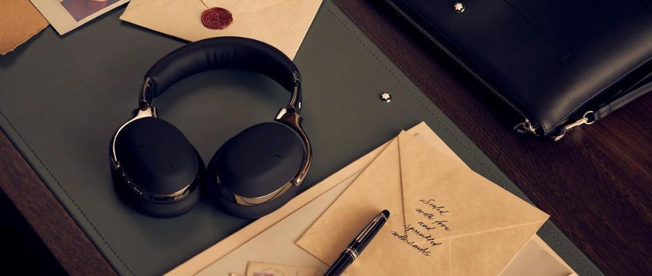 Montblanc Smart Travel Wireless Headphones