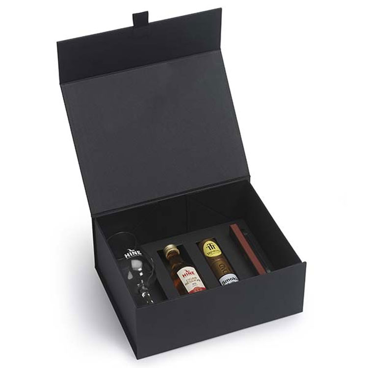 Trinidad Vigia & Hine Cigar Reserve XO Cognac Gift Box