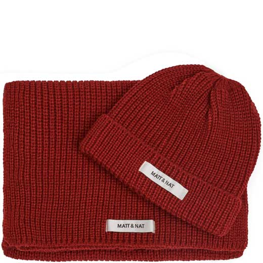 Red WYNN Hat & Scarf Set